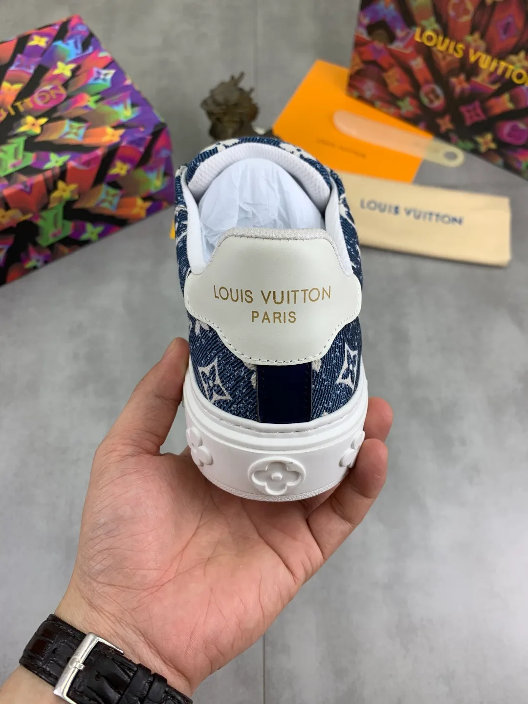 Men's men's shoes💰P520💰[New model]🆘High quality cowhide [Louis Vuitton]LV official website latest model🎁casual and fashionable men's shoes👟hot style💥simple and elegant style, exclusive for trendy men. Unique official website latest brand elements👑original decoration, fashionable and generous, the fabric is made of original denim➕comfortable and breathable mesh lining➕cow leather feet ✅The official website specifies wear-resistant casual outsole, the classic model is taken in real life🎬Color: 6️⃣colors available😍Number of codes: 38-44 Full set of packaging